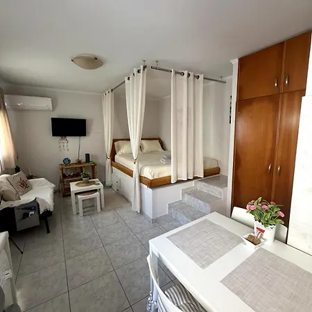 Apartment Maria's Little Rhodes City