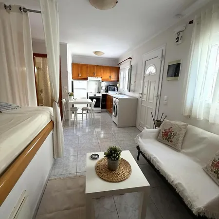 Maria's Little Apartment *